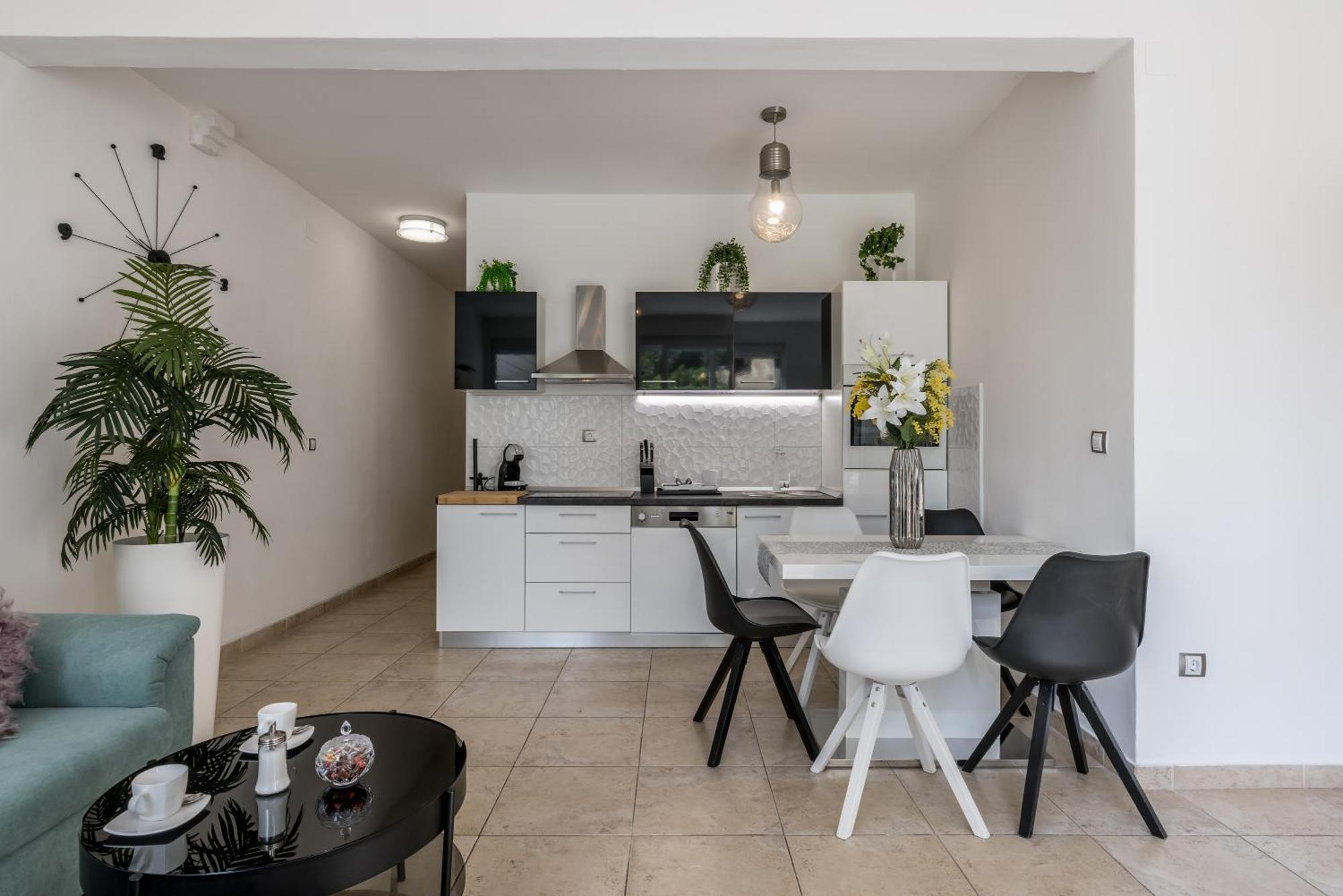 Luxury Leona Apartment Split Exterior foto